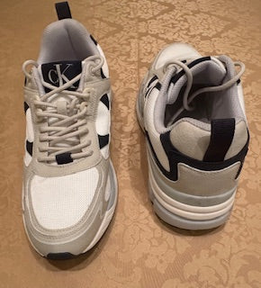 Tenis