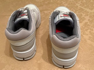 Tenis