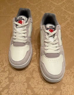 Tenis