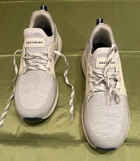 Tenis