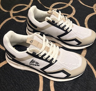 Tenis