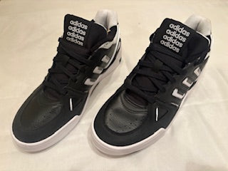 Tenis