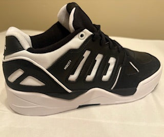 Tenis